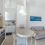Appartement 5 Minutes Away - Comfort Free Wifi & Ac