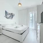 5 Minutes Away - Comfort Free Wifi & Ac Appartement *