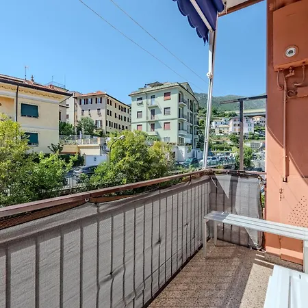 Apartman 5 Minutes Away - Comfort Free Wifi & Ac Arenzano