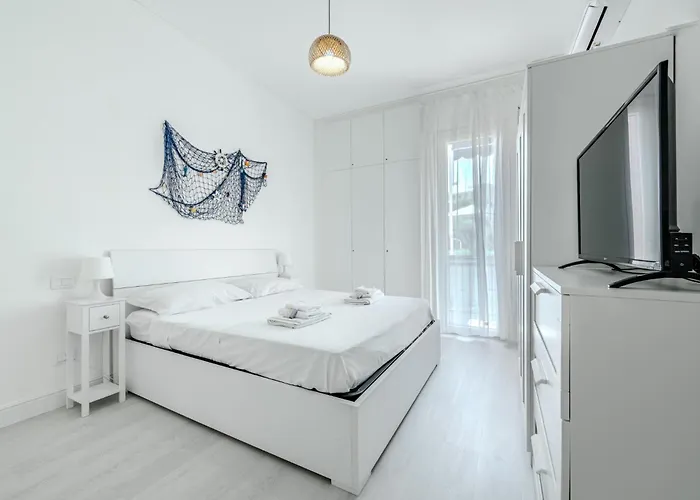 5 Minutes Away - Comfort Free Wifi & Ac Apartmán *