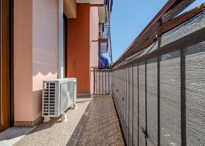 5 Minutes Away - Comfort Free Wifi & Ac * Arenzano