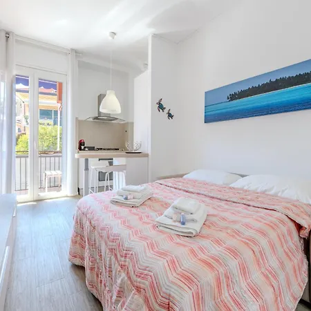 Appartamento 5 Minutes Away - Comfort Free Wifi & Ac Arenzano