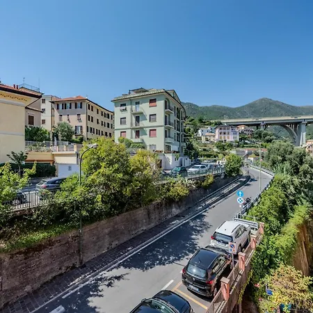 5 Minutes Away - Comfort Free Wifi & Ac Arenzano